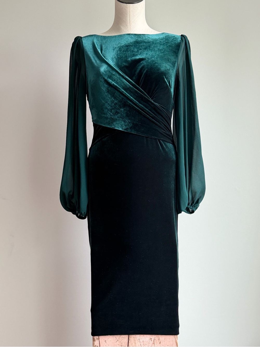 Vince Camuto Emerald Teal Green Velvet Sheath Dress with Chiffon Sleeves
